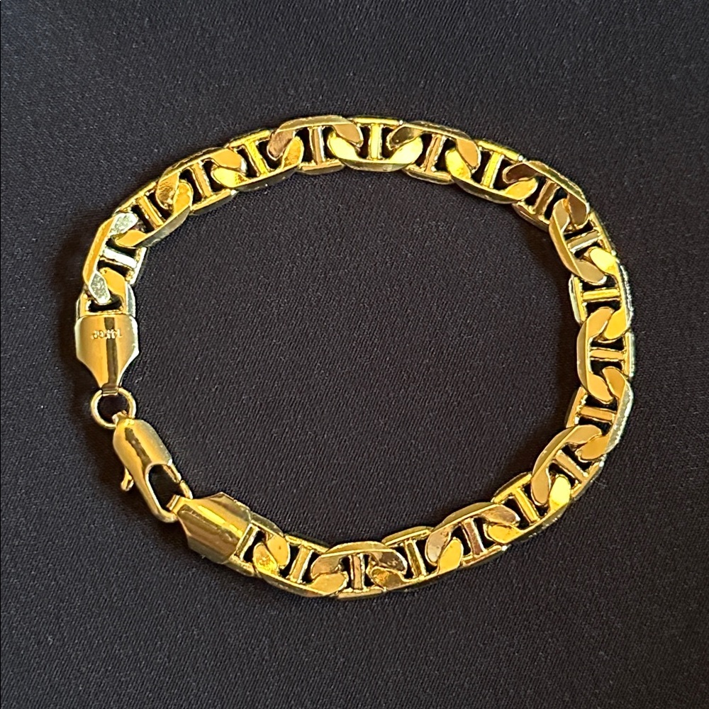 San Tropez 14K GP NWOT gold metal anchor chain bracelet.Sz 7-1/4” & lobster claw